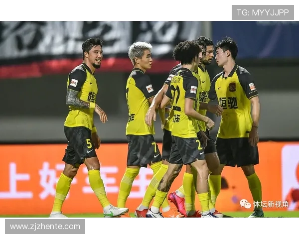 成都攀岩队在世界街舞大赛中的技术表现分析与点评